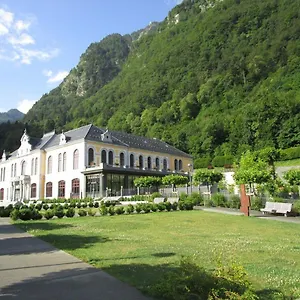 Maison Cauterets, 9 Pièces, 15 Personnes - Fr-1-234-244 , Cauterets France